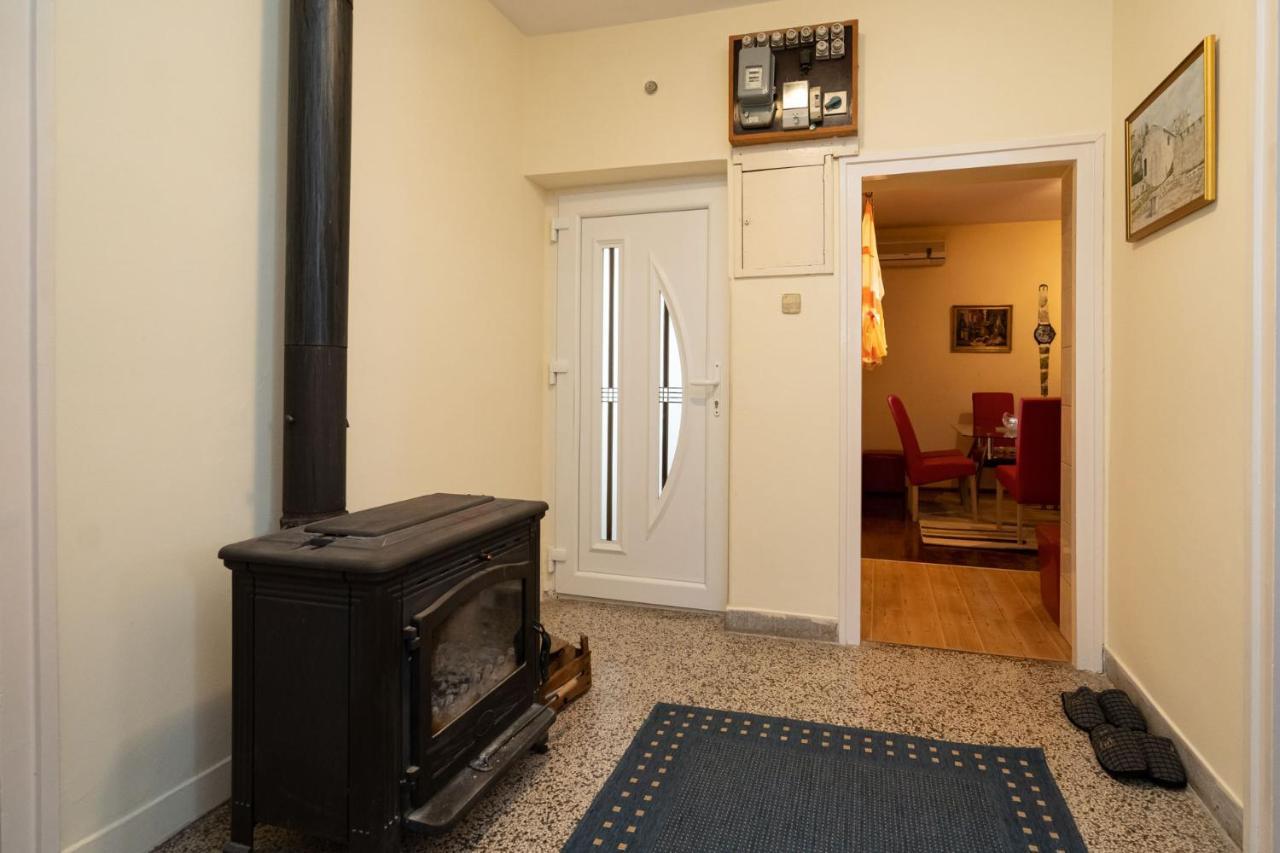 Apartman Jozic คนิน ภายนอก รูปภาพ